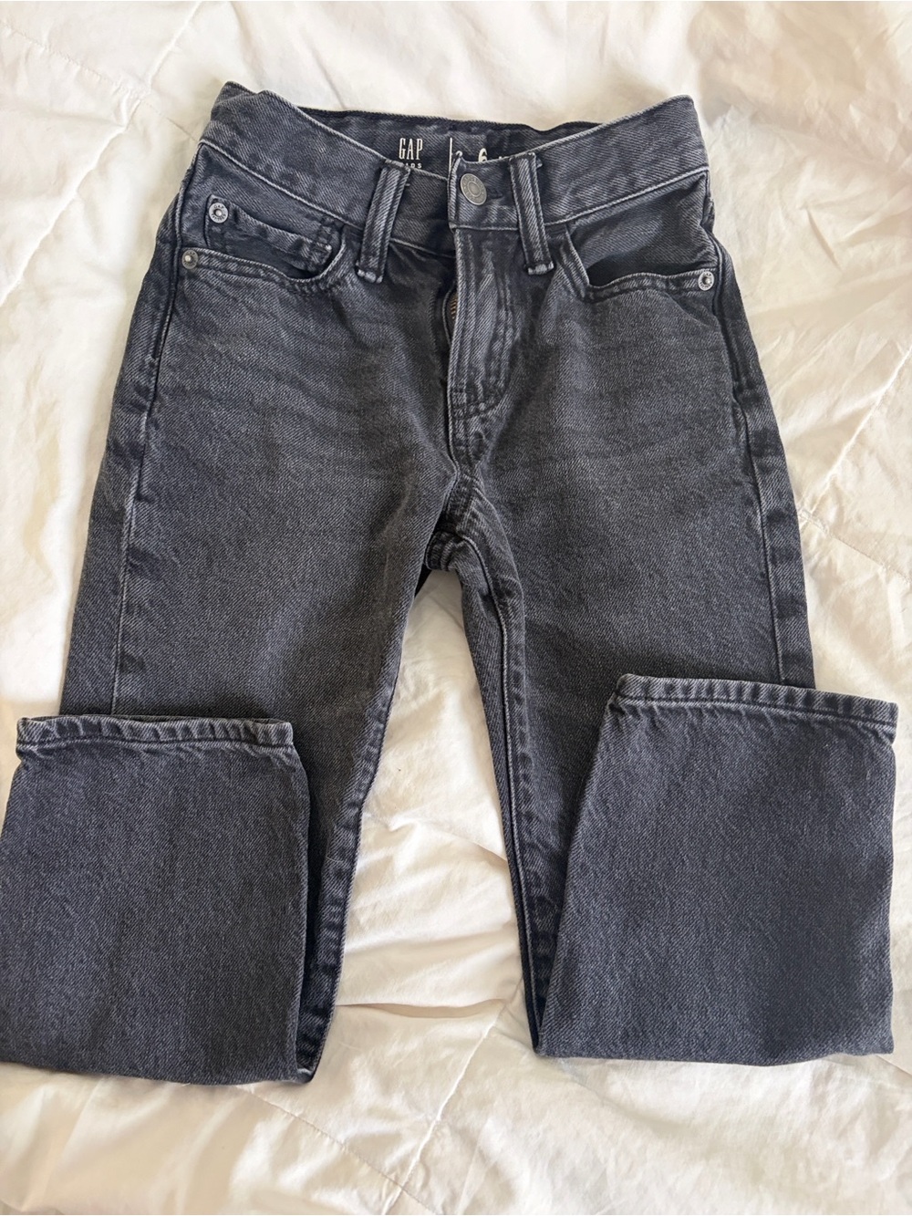 GAP Kids ‘90s Original Straight Faded Black Denim Jeans - size 6